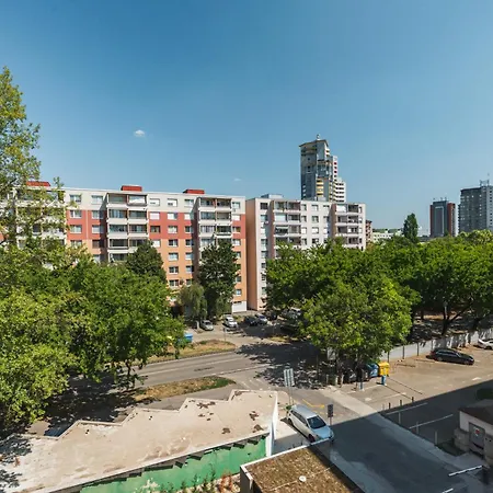 דירה Zahradnicka With Parking And Balcony *