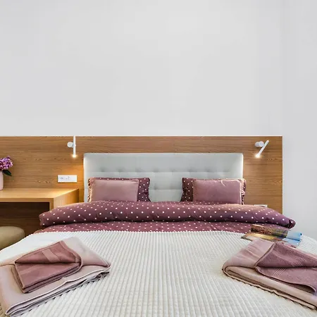 דירה Zahradnicka With Parking And Balcony *