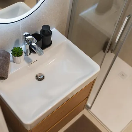 Apartamento Zahradnicka With Parking And Balcony *